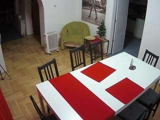 voyeurcam-julmodels-dining