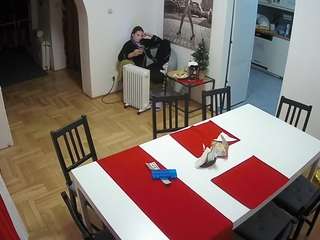 voyeurcam-julmodels-dining