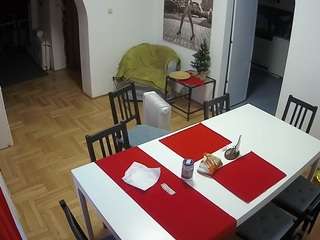 voyeurcam-julmodels-dining