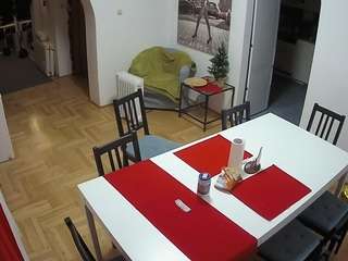 voyeurcam-julmodels-dining