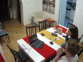voyeurcam-julmodels-dining webcam