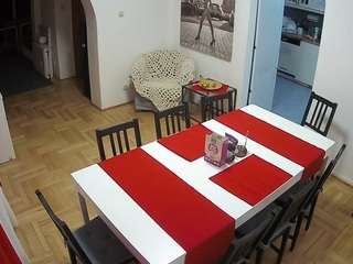 voyeurcam-julmodels-dining
