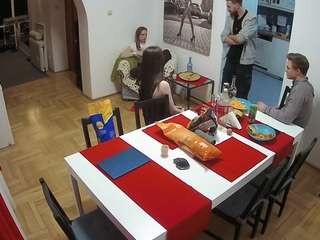 voyeurcam-julmodels-dining