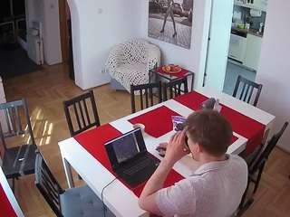 voyeurcam-julmodels-dining