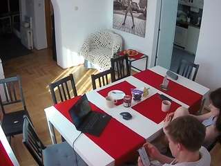 voyeurcam-julmodels-dining