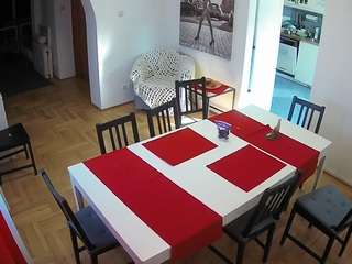 voyeurcam-julmodels-dining