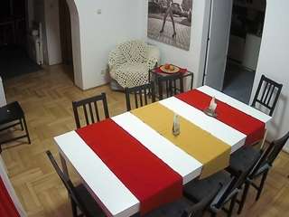 voyeurcam-julmodels-dining