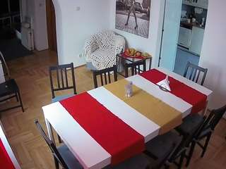 voyeurcam-julmodels-dining