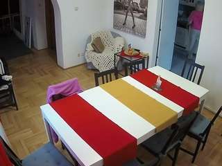 voyeurcam-julmodels-dining