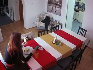 voyeurcam-julmodels-dining
