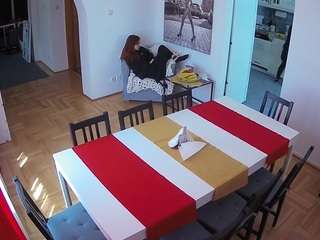 voyeurcam-julmodels-dining