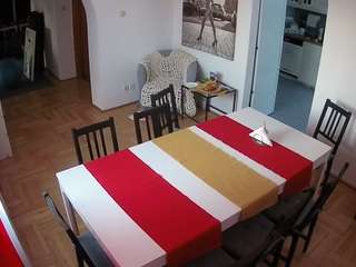 voyeurcam-julmodels-dining