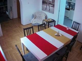 voyeurcam-julmodels-dining webcam model