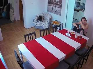 voyeurcam-julmodels-dining