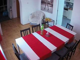 voyeurcam-julmodels-dining