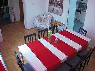 voyeurcam-julmodels-dining