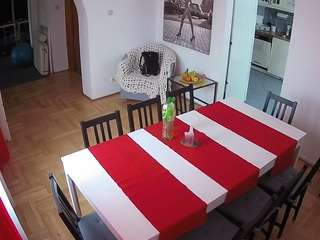 voyeurcam-julmodels-dining