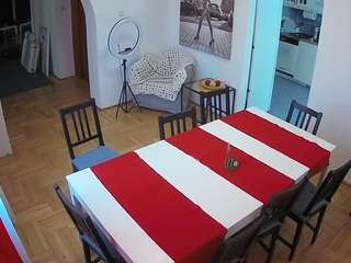 voyeurcam-julmodels-dining