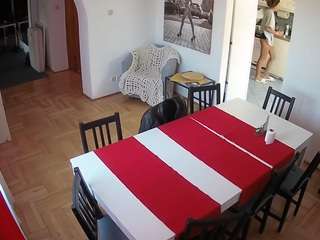 voyeurcam-julmodels-dining