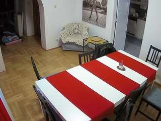 voyeurcam-julmodels-dining
