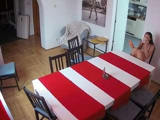 voyeurcam-julmodels-dining