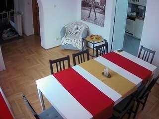 voyeurcam-julmodels-dining