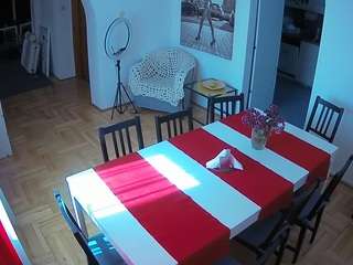 voyeurcam-julmodels-dining