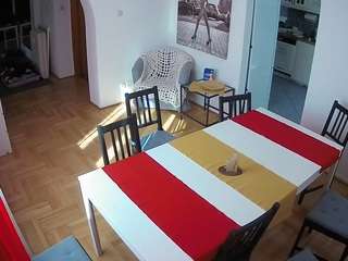 voyeurcam-julmodels-dining