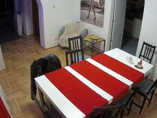 voyeurcam-julmodels-dining cam