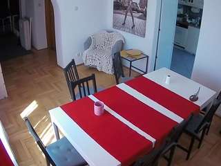 voyeurcam-julmodels-dining