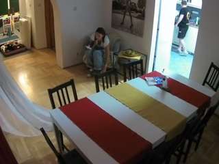voyeurcam-julmodels-dining