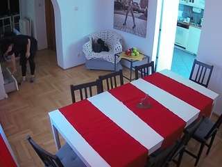 voyeurcam-julmodels-dining