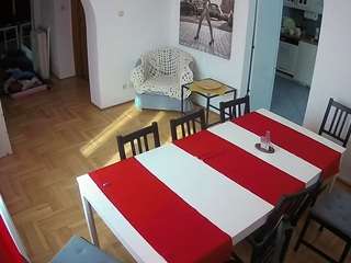 voyeurcam-julmodels-dining