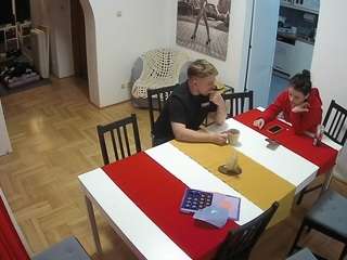 voyeurcam-julmodels-dining
