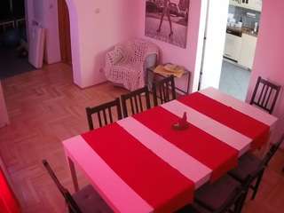 voyeurcam-julmodels-dining
