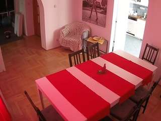 voyeurcam-julmodels-dining