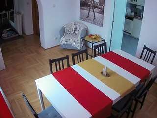 voyeurcam-julmodels-dining