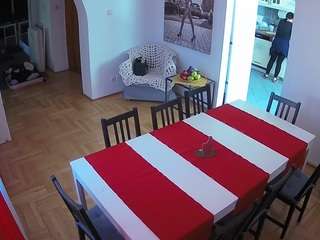 voyeurcam-julmodels-dining