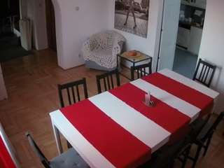 voyeurcam-julmodels-dining