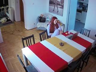 voyeurcam-julmodels-dining