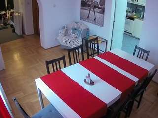 voyeurcam-julmodels-dining