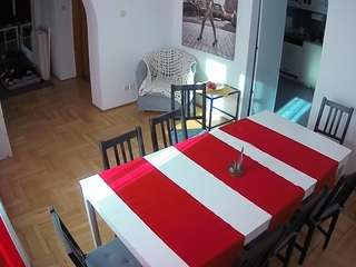 voyeurcam-julmodels-dining