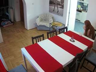 voyeurcam-julmodels-dining