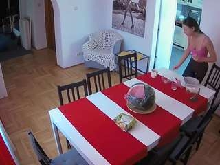 voyeurcam-julmodels-dining