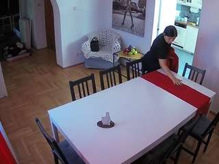 voyeurcam-julmodels-dining