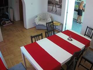 voyeurcam-julmodels-dining