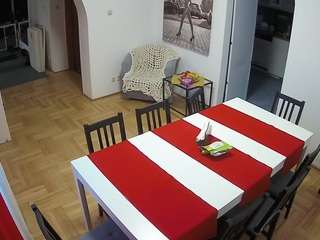 voyeurcam-julmodels-dining