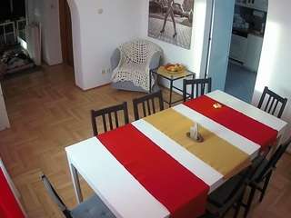 voyeurcam-julmodels-dining