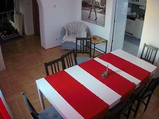 voyeurcam-julmodels-dining
