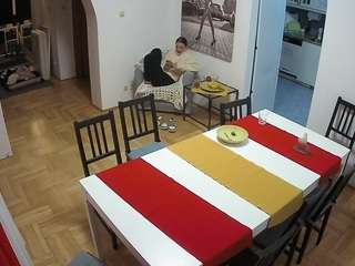 voyeurcam-julmodels-dining